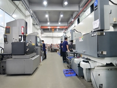 इलेक्ट्रॉनिक उत्पादों के लिए एसजीएस प्लास्टिक ब्लैक ईएसडी जेडेक मैट्रिक्स ट्रे